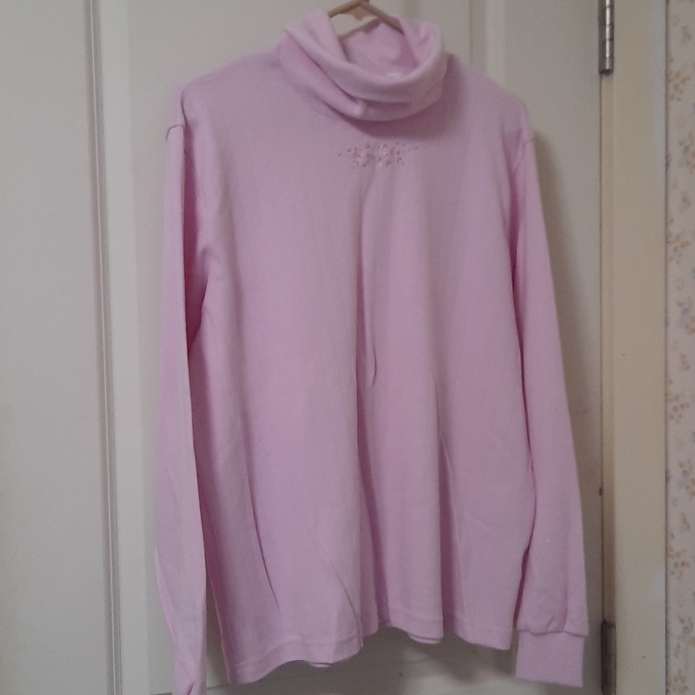 Pink turtleneck